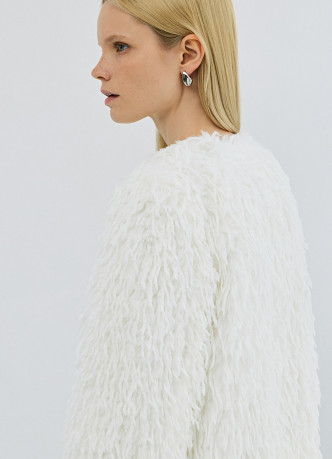 Укороченный фактурный жакет