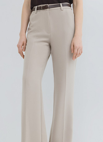 Расклёшенные брюки с ремнём