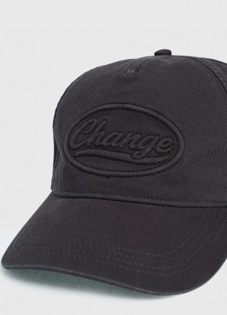 Бейсболка с 3D-вышивкой