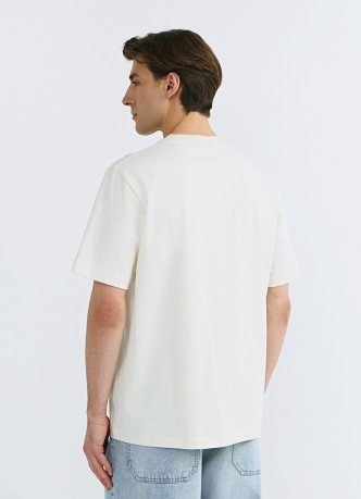 Футболка с принтом и вышивкой