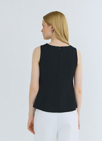 Майка с баской и рельефами