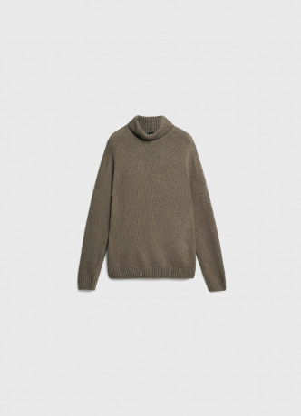 Свитер с содержанием шерсти