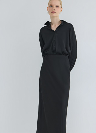 Атласная юбка миди А-силуэта