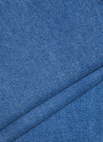 Укороченные широкие джинсы