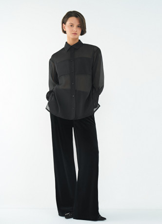 Полупрозрачная блузка из органзы с тонким поясом