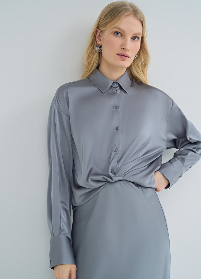 Блузка из сатина