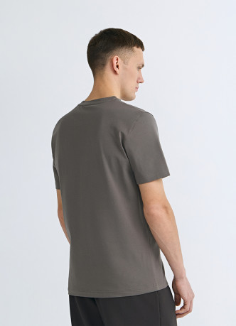 Базовая футболка