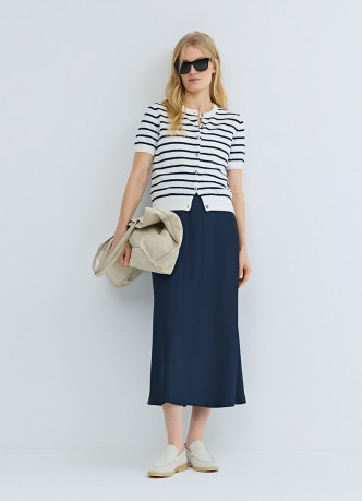 Атласная юбка миди А-силуэта