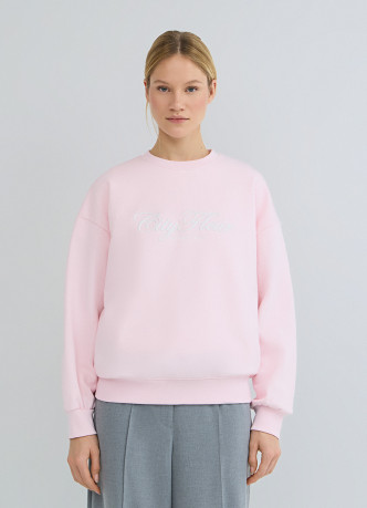 Свитшот с вышивкой