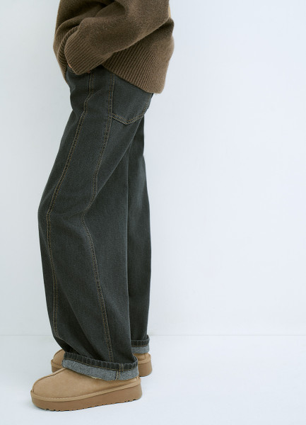 Объёмные джинсы Baggy для девочек Коричневый 2799₽