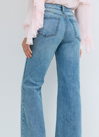 Джинсы Bootcut с высокой посадкой