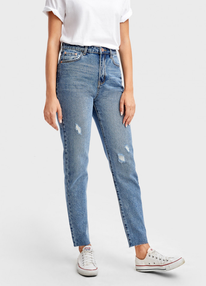 Джинсы Mom Fit
