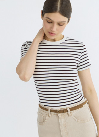 Футболка в рубчик