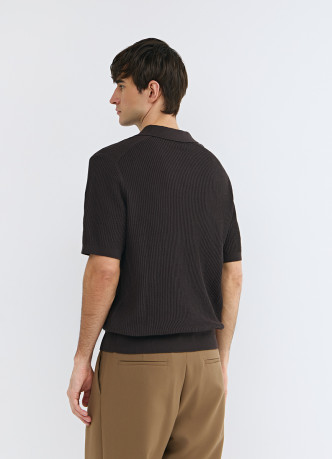 Поло из текстурной ткани