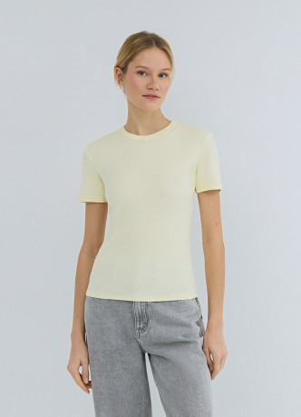 Футболка в рубчик