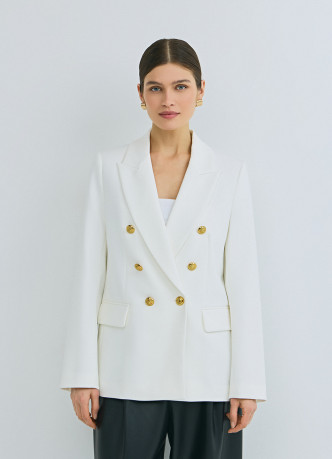 Двубортный приталенный жакет