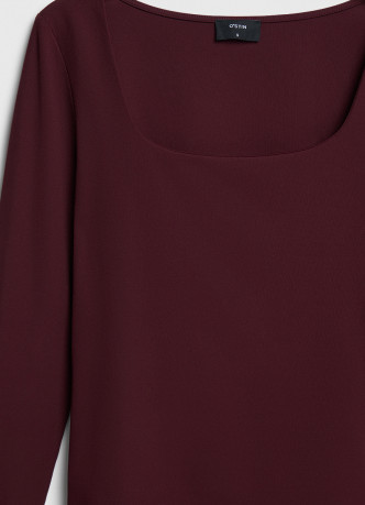 Лонгслив с квадратным вырезом