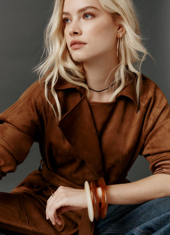 Тренч из искусственной замши