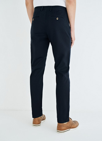 Базовые брюки Chino из твила