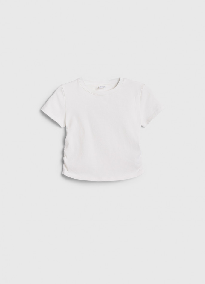 Футболка в рубчик со сборкой для девочек