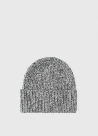 Вязаная шапка для девочек