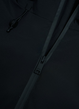 Утеплённая куртка с капюшоном