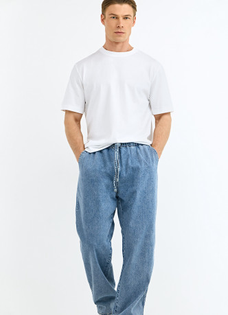 Свободные джинсы