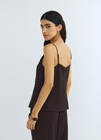 Топ на бретелях с вышивкой