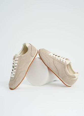 Кроссовки замшевые