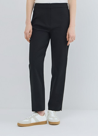 Зауженные прямые брюки
