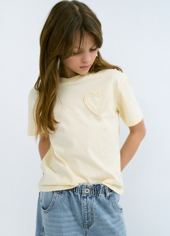 Футболка с аппликацией для девочек