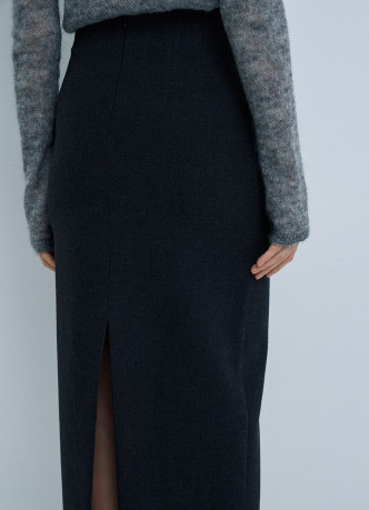 Прямая юбка миди