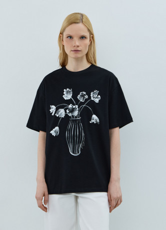 Футболка с цветочным декором из пайеток