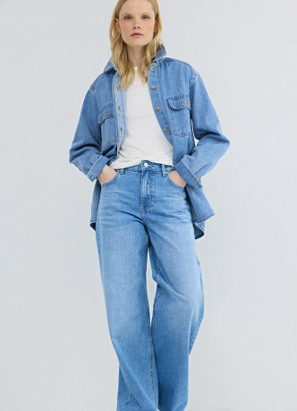 Джинсовая рубашка