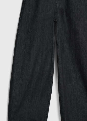 Джинсы Barrel fit