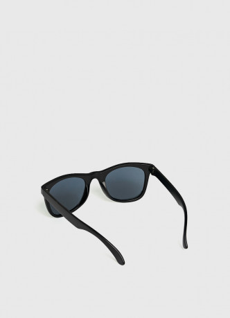 Солнцезащитные очки для мальчиков