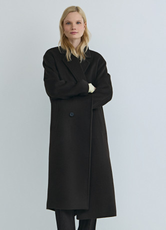 Длинное двубортное пальто из шерсти