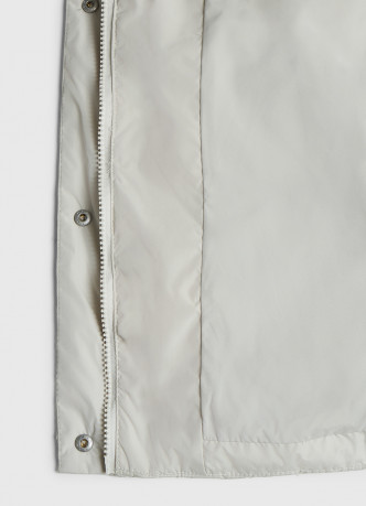 Жилет с капюшоном