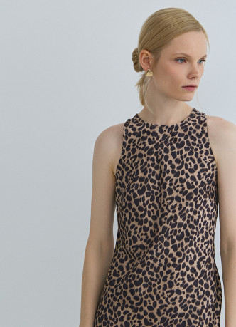 Сатиновое платье с американской проймой