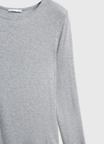 Приталенный лонгслив