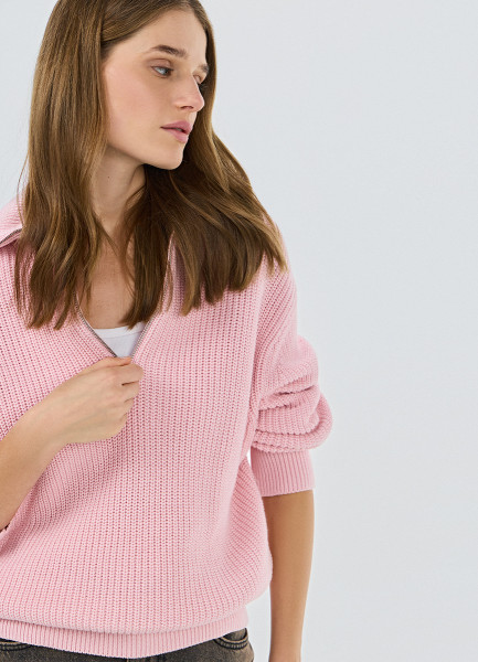 Джемпер с воротником-стойкой на молнии Розовый 3999₽