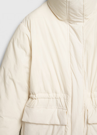 Утеплённая куртка с кулиской