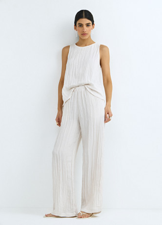 Топ из жатой ткани