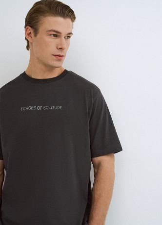 Футболка с текстовым принтом