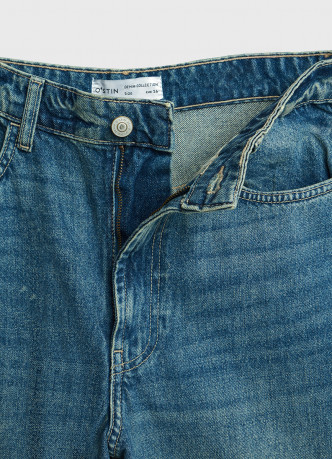 Джинсы со средней посадкой