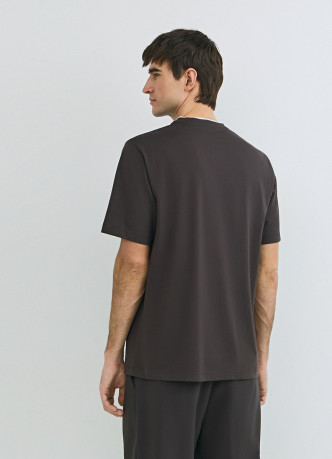 Базовая футболка из хлопка