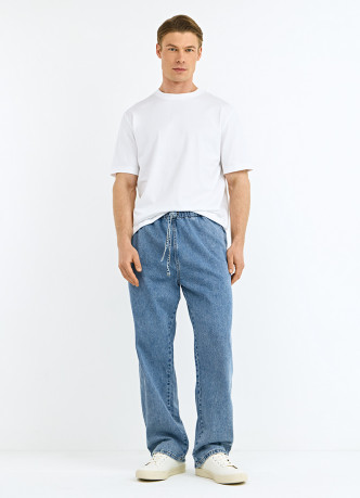 Футболка с вышивкой