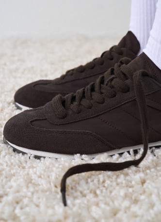 Кроссовки из натуральной замши