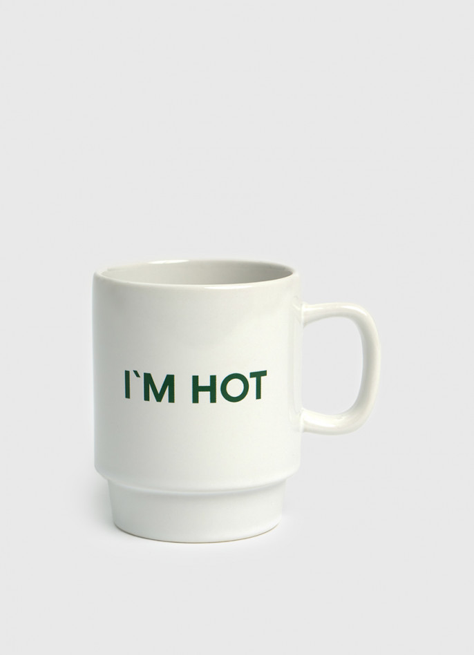 Кружка с надписью в картонной упаковке