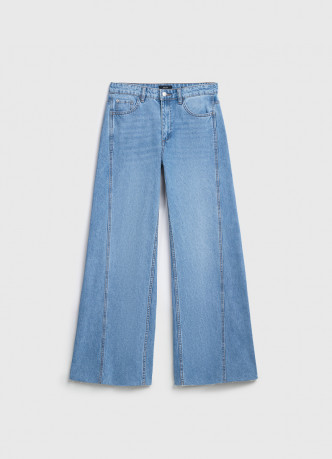 Ультраширокие джинсы средней посадки